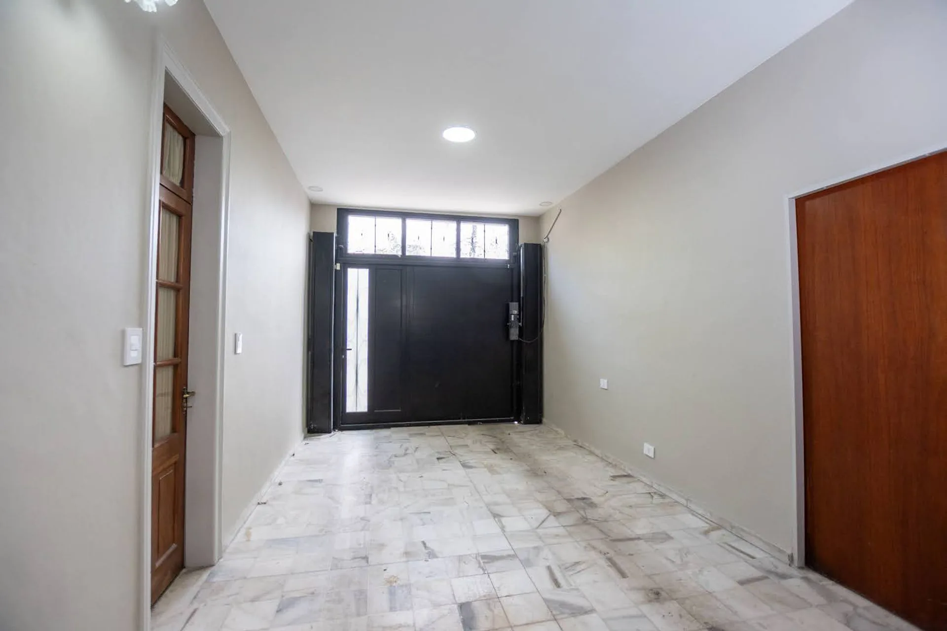 Casa de 4 dormitorios impecable en el Sur. foto 5