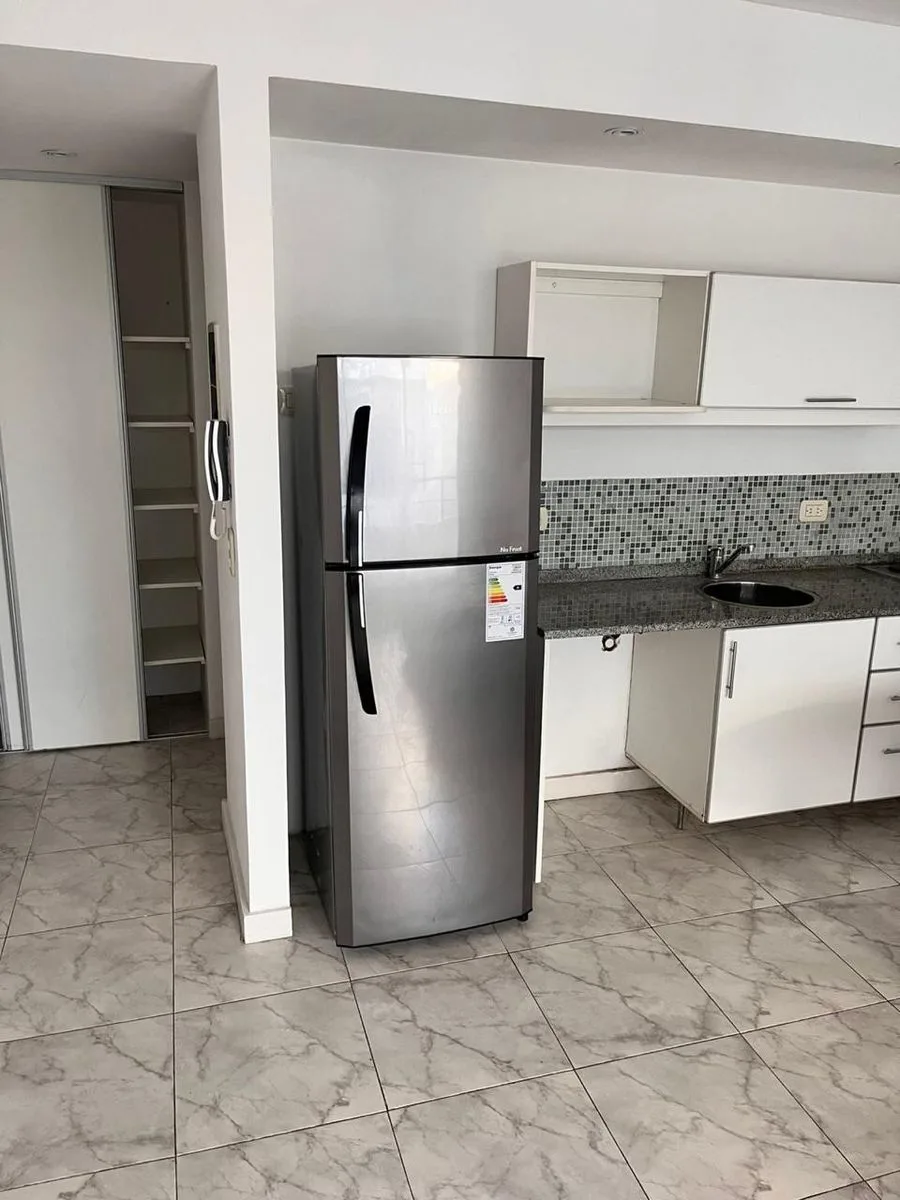Studio apartment in Núñez – photo 5 of 12
