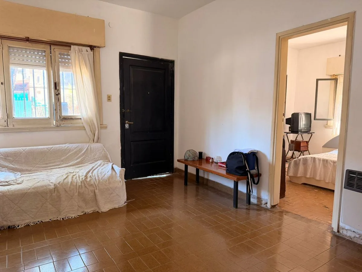 Venta Casa 3 ambientes en GRAN terreno 365 m2 foto 5