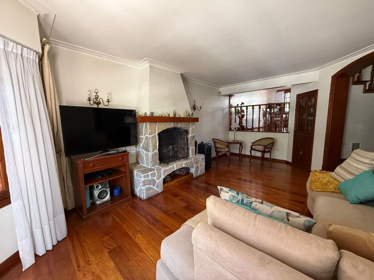 VENTA IMPORTANTE CASA EN RONDEAU 572. MACROCENTRO foto 4