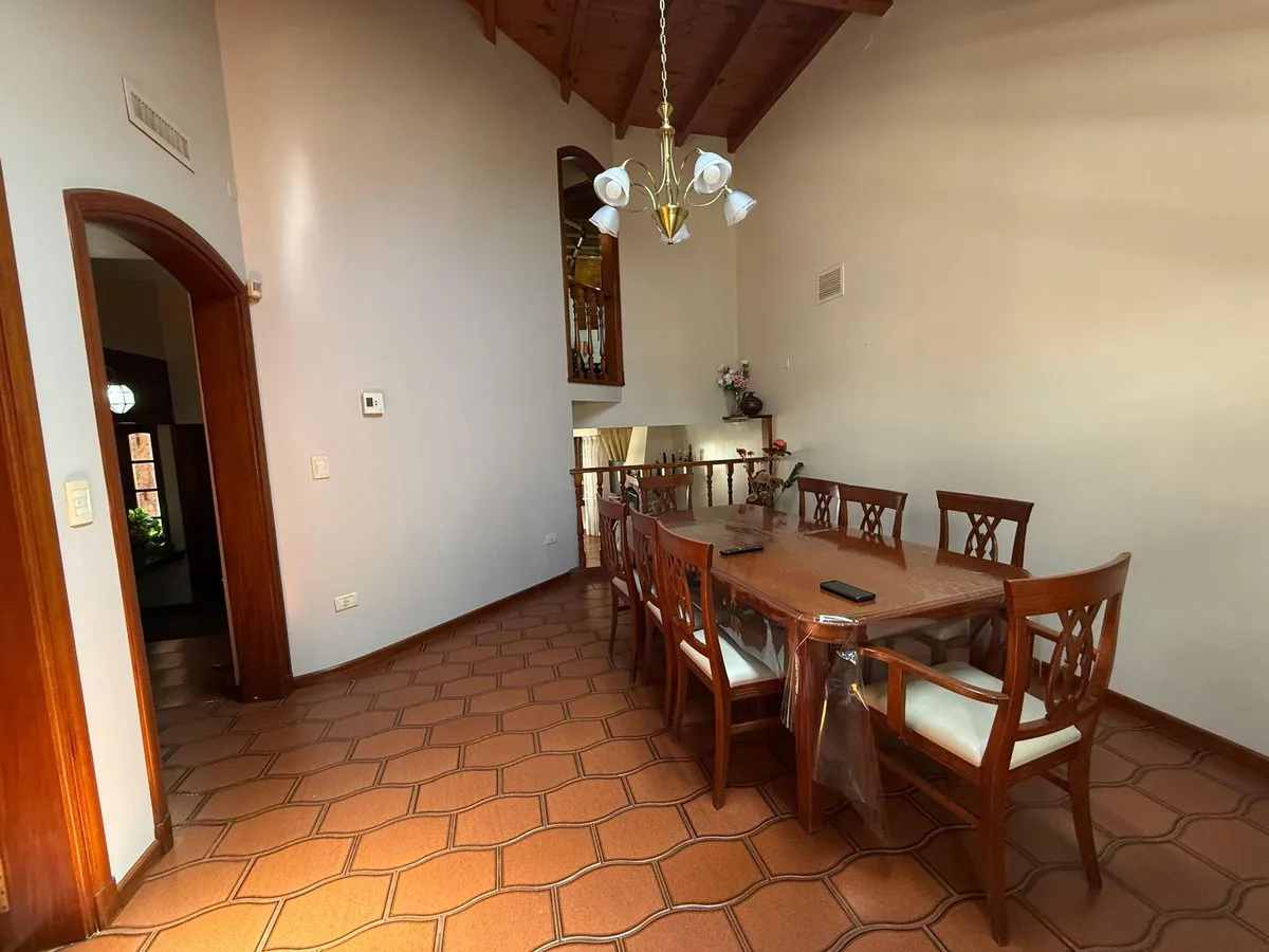 VENTA IMPORTANTE CASA EN RONDEAU 572. MACROCENTRO foto 5