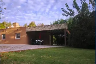 Hermosa casa estilo minimalista en Barrio cerrado La cesarina General Rodriguez foto 1