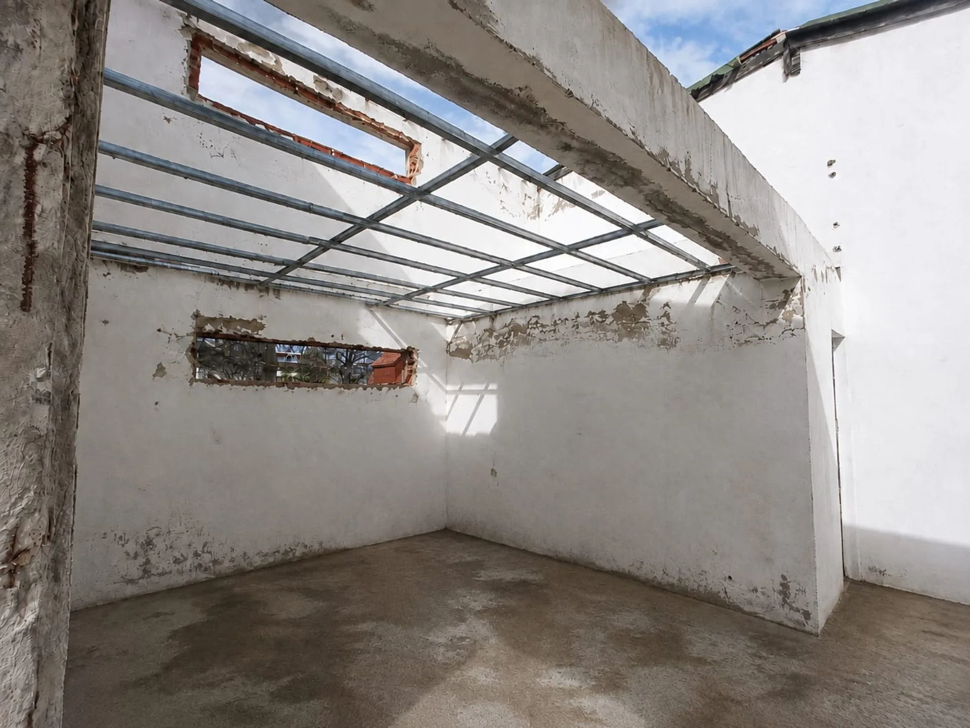 VENTA CASA 3 AMBIENTES A TERMINAR FARO foto 3