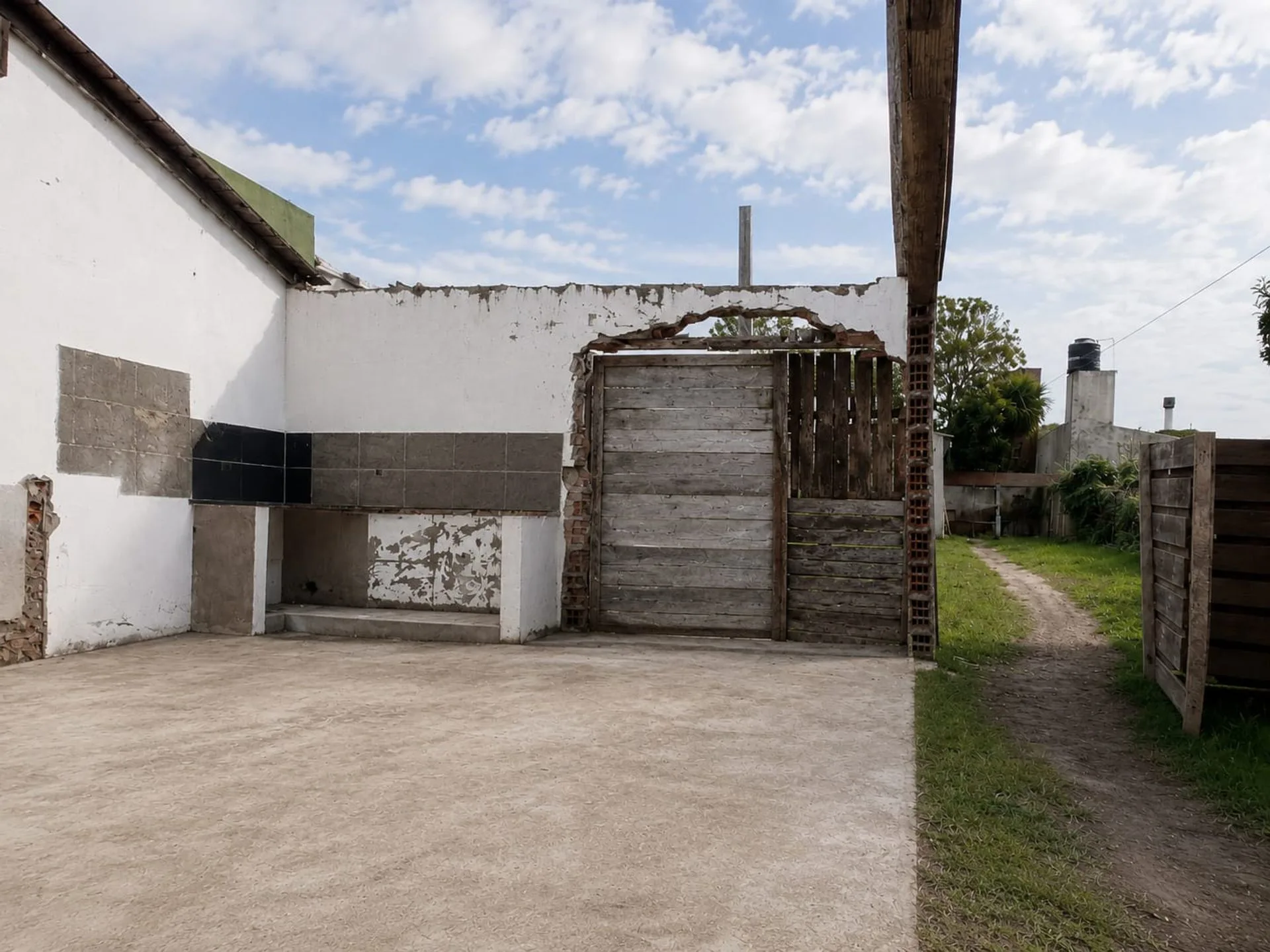 VENTA CASA 3 AMBIENTES A TERMINAR FARO foto 5