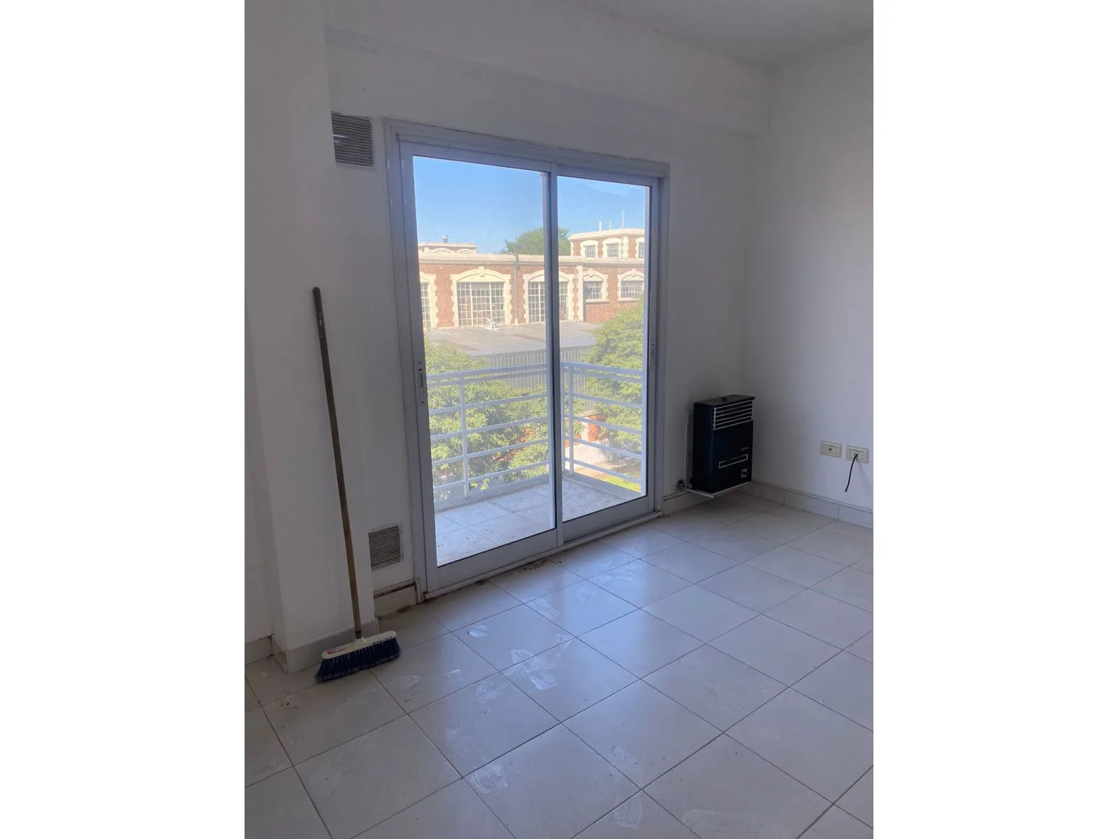Hermoso departamento foto 5