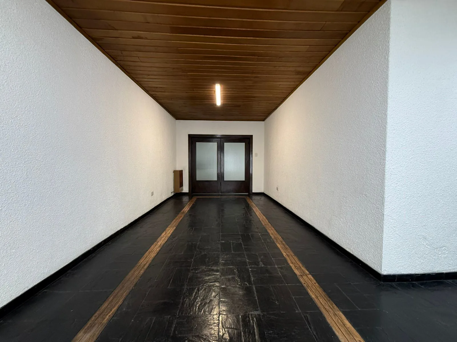 ALQUILER – OFICINA COMERCIAL – CENTRO foto 4
