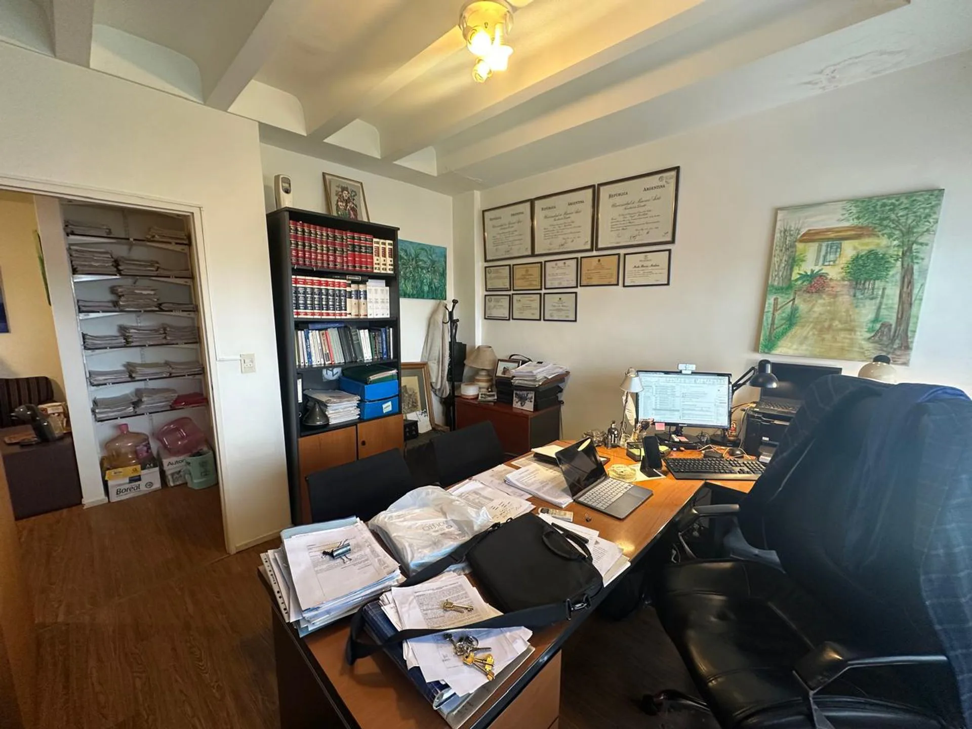OFICINA EN VENTA EN SAN ISIDRO CENTRO APTO PROF foto 4