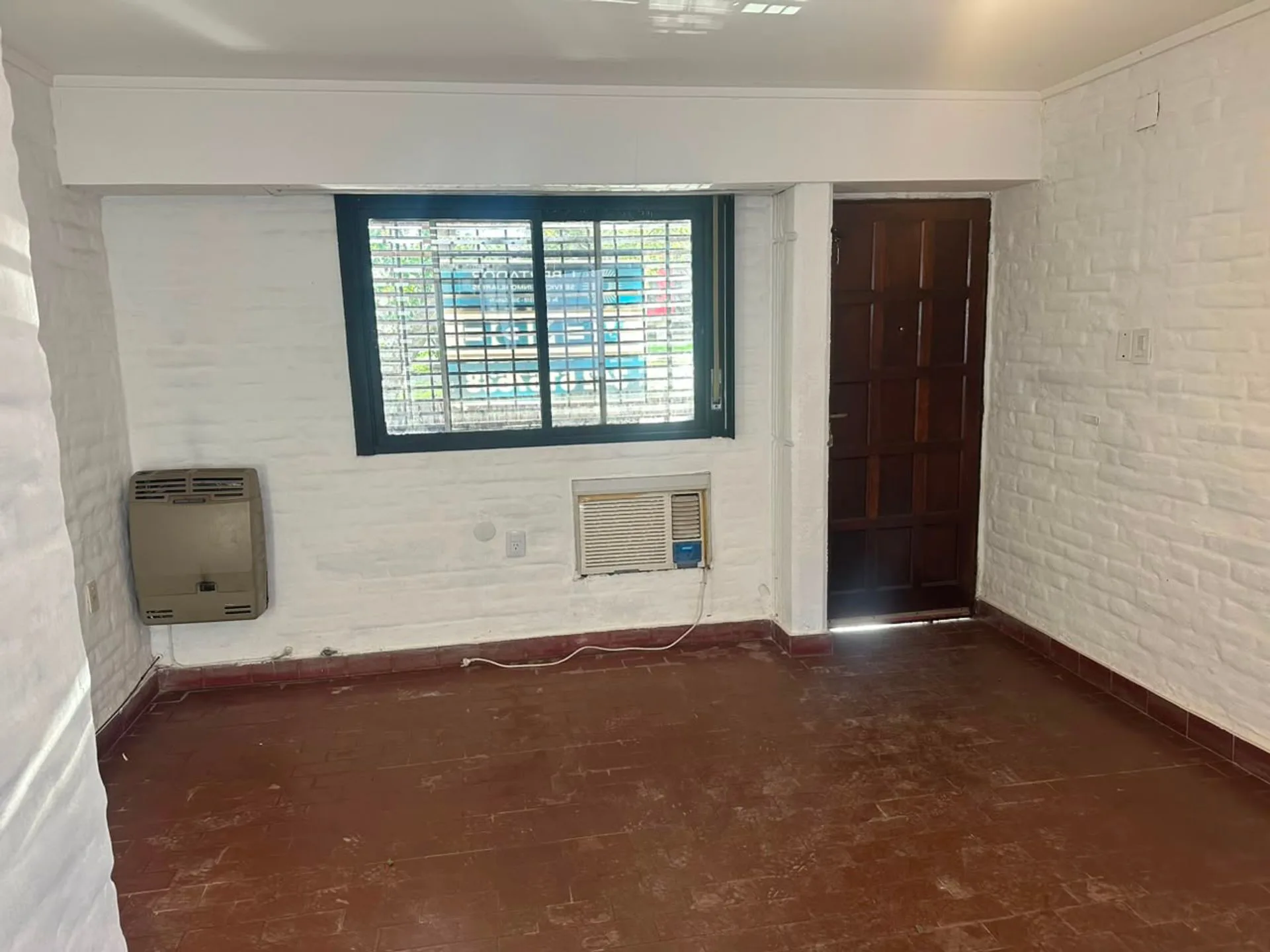 Venta dpto. 1 dormitorio planta baja foto 3