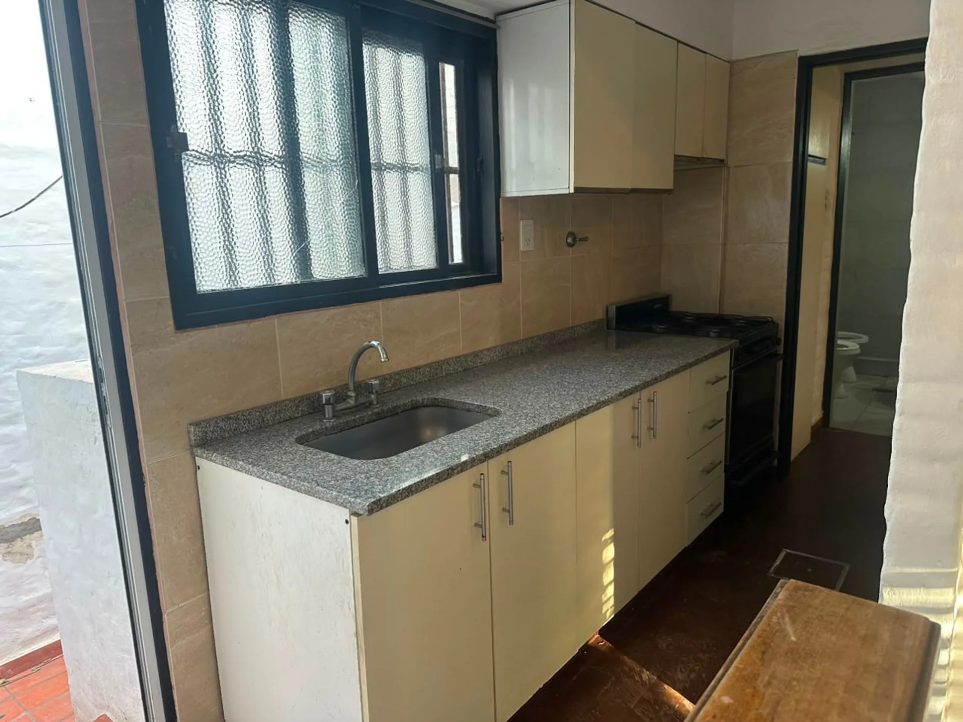 Venta dpto. 1 dormitorio planta baja foto 5