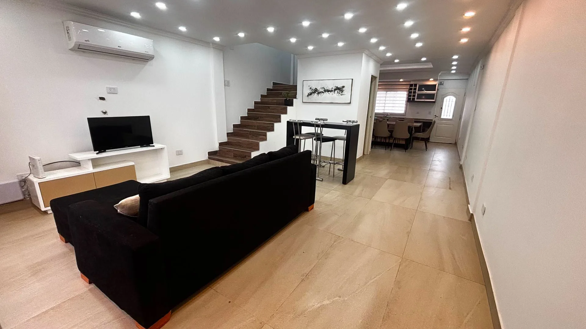 ALQUILER-PH TIPO TRIPLEX-LA TABLADA foto 2