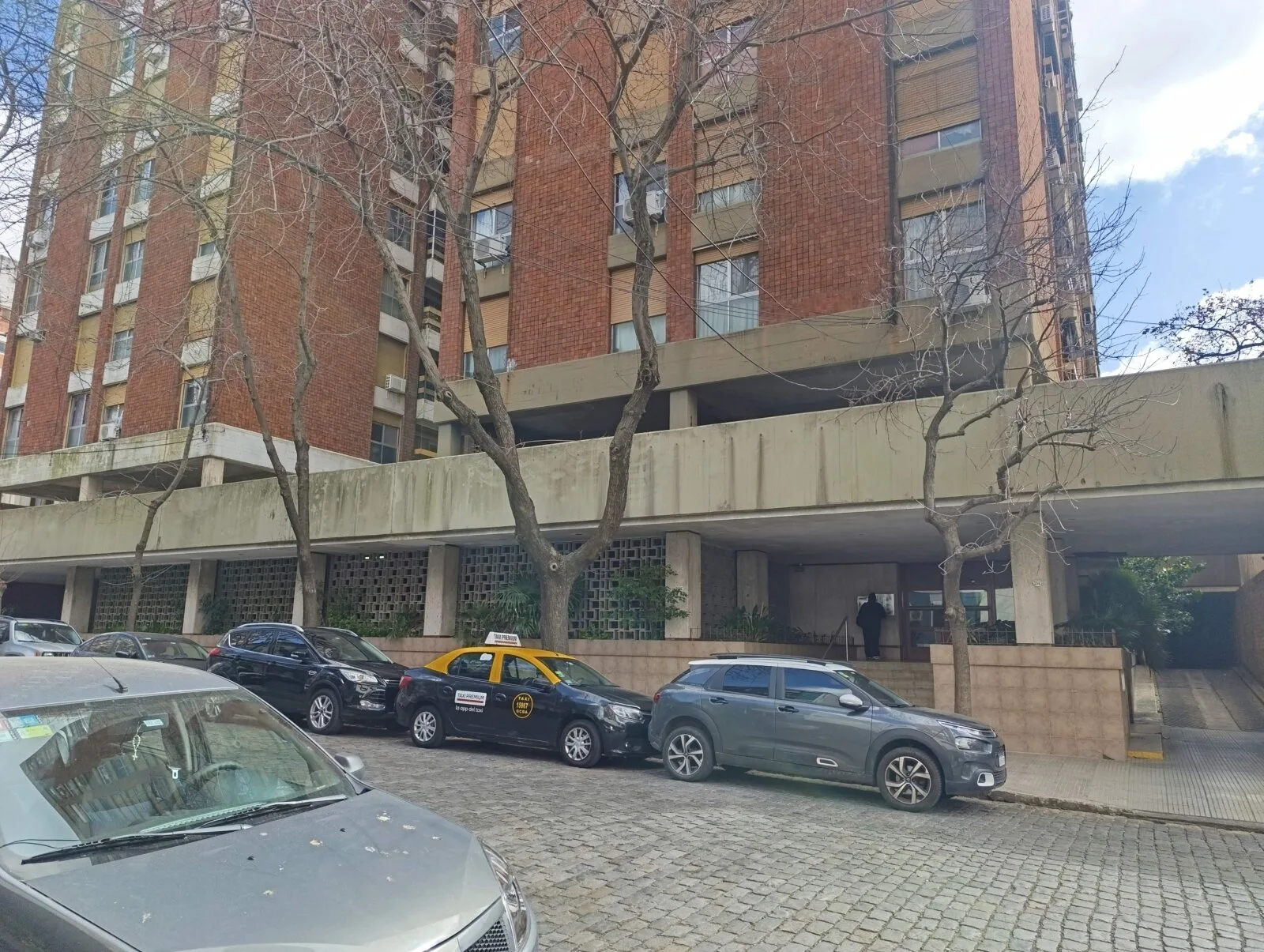 VENTA!!! 4 ambtes cfte - Piso alto - Vista abierta foto 2