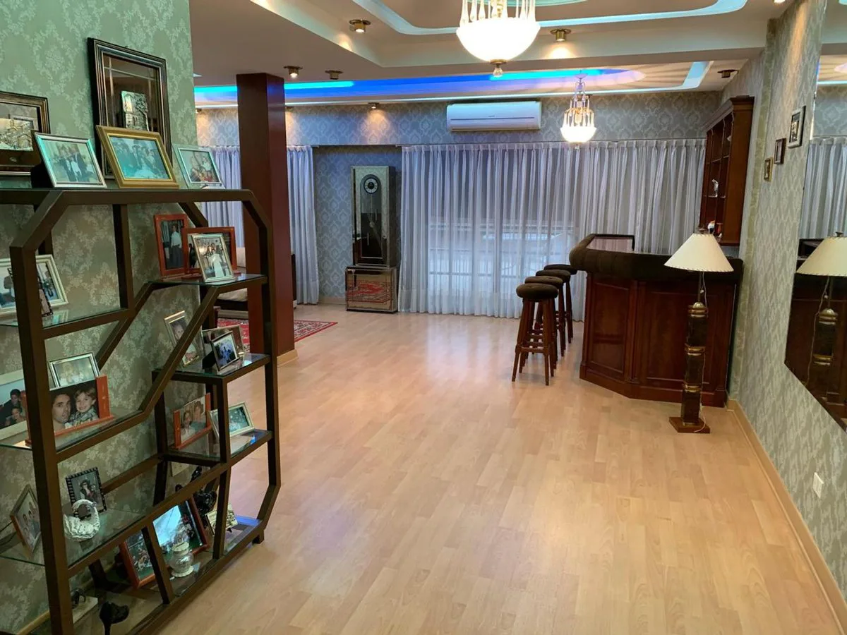 VENTA CASA 5 AMBIENTES MAS GALPON CON OFICINA foto 5