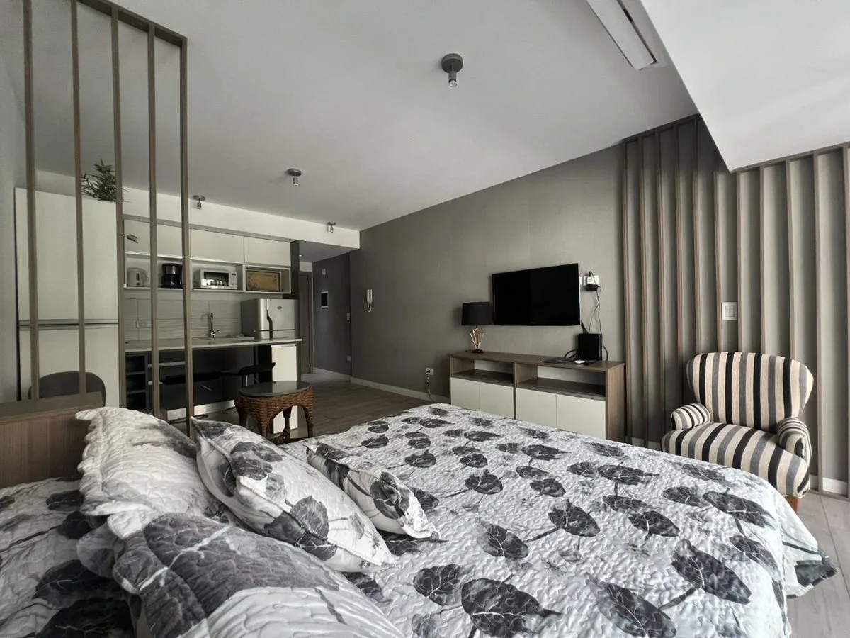 Venta monoambiente Monserrat. Balcón. Premium foto 3