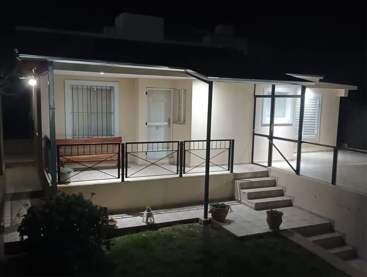 SE VENDE CASA ALTOS DEL PORTEZUELO foto 2
