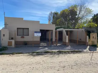 Casa en el Balneario El Condor foto 1
