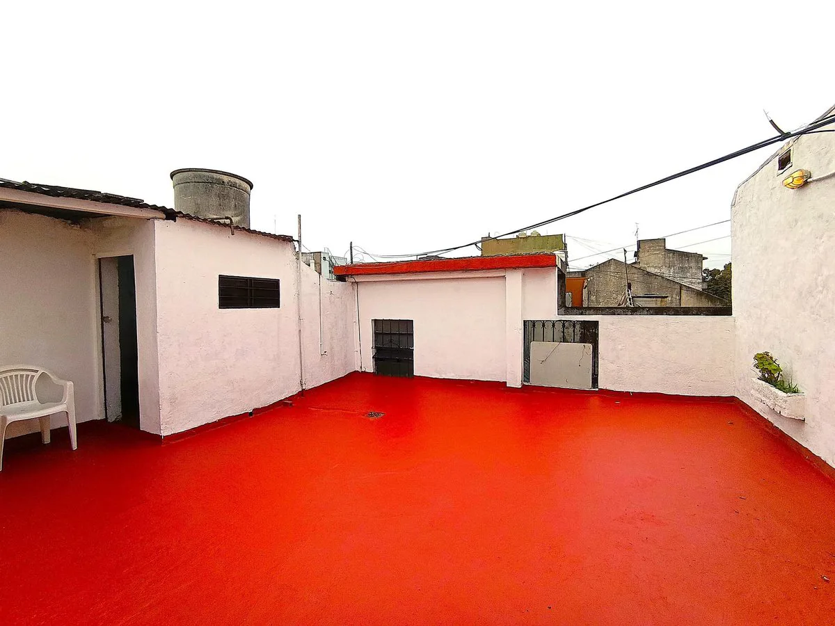 PH 4 AMB PATIO TERRAZA SIN EXPENSAS - OPORTUNIDAD foto 2