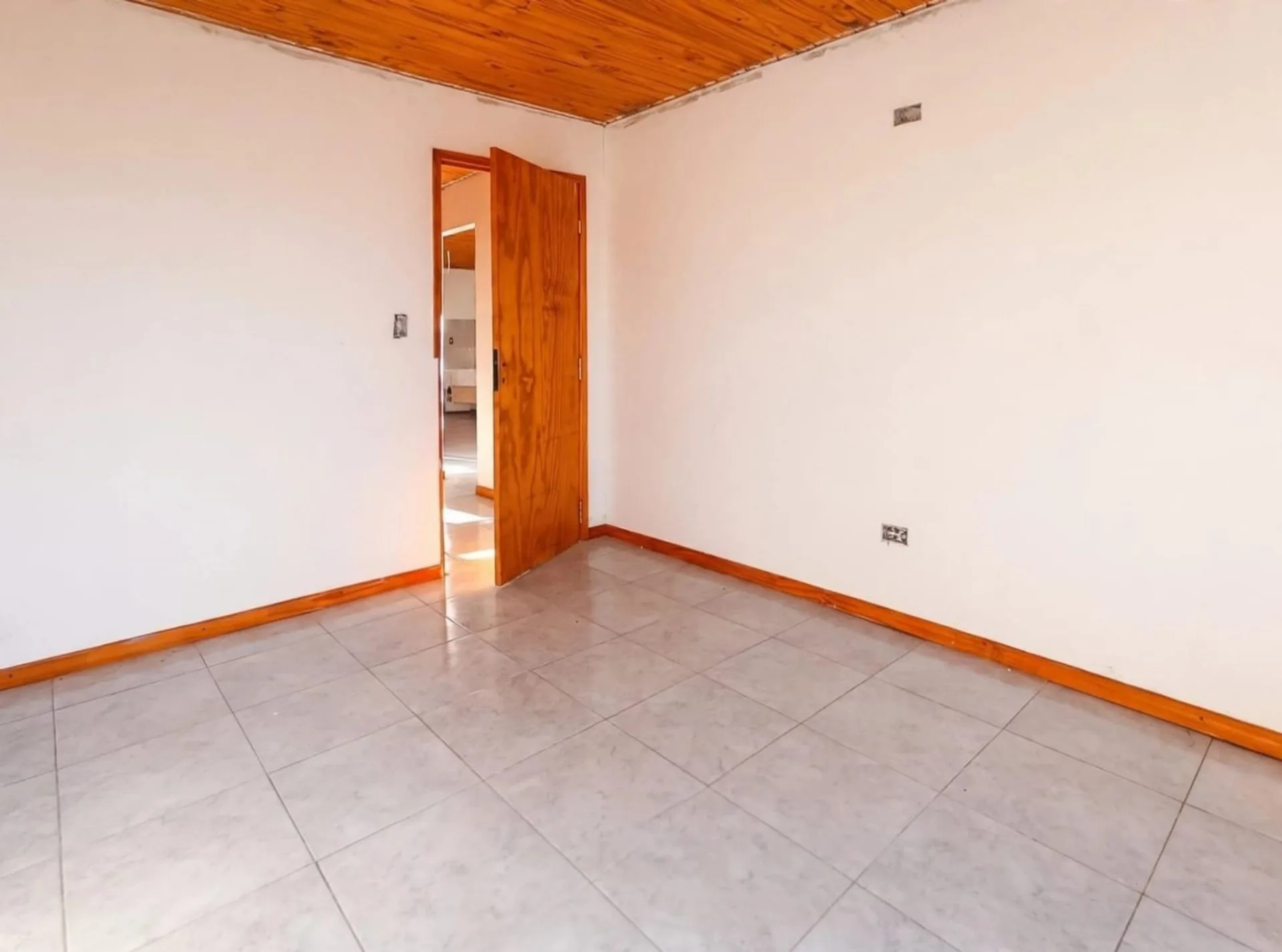 VENTA DE CASA EN PH EN DON MATEO foto 2