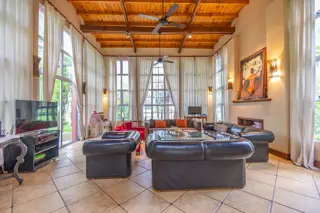 CASA VENTA PILAR HARAS DEL PILAR JARDIN Y PILETA foto 5