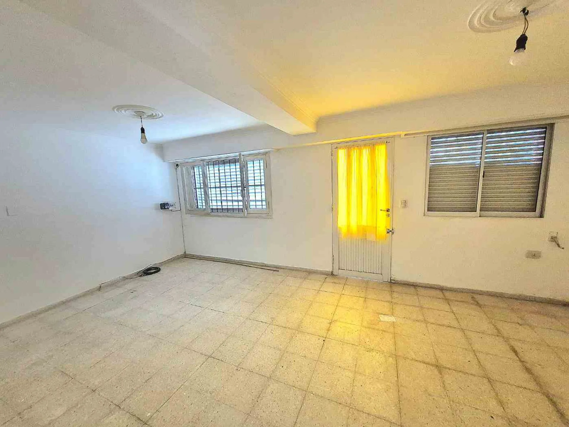 VENTA CASA  2 DORMITORIOS - Bº Constituyentes. foto 3