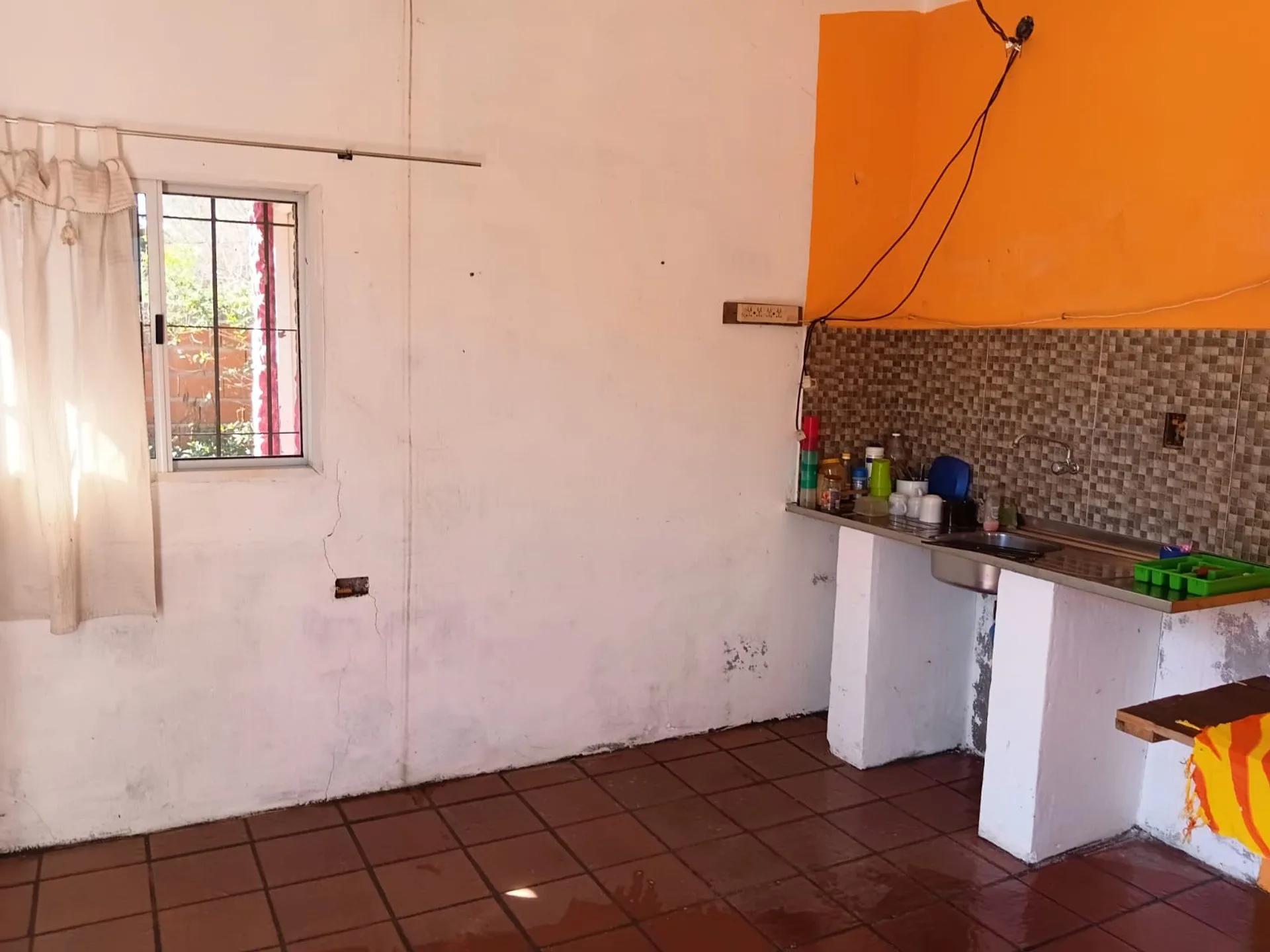 Venta de terreno 250 m2 + monoambiente foto 2