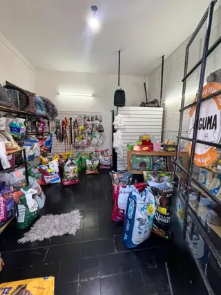 ALQUILER LOCAL COMERCIAL 20m2 LA TABLADA foto 3