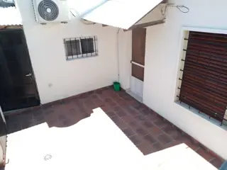 PH 2 AMB. EN EXC. ESTADO CON PATIO Y TERRAZA. foto 3