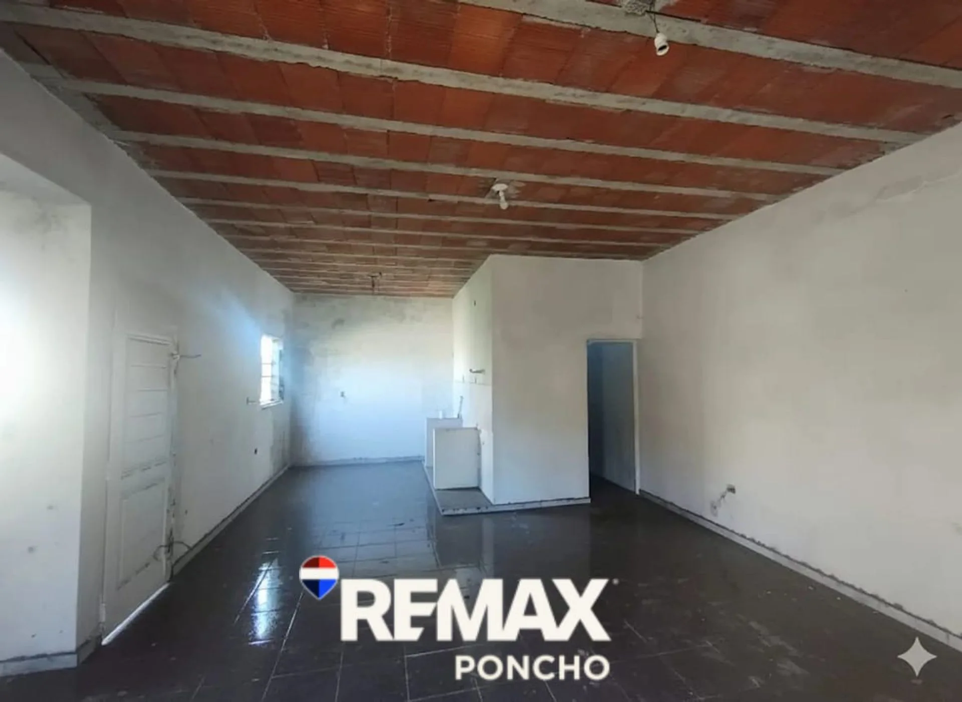 SE VENDE CASA A TERMINAR de 90 M2 EN ZONA ALTA foto 5