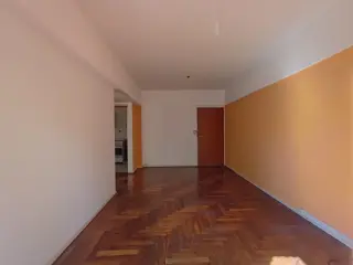 Departamento 2 ambientes con balcón en Alquiler en Almagro foto 3