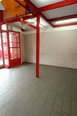 LOCAL EN VENTA SOBRE CALLE CUENCA - VILLA SANTA RI foto 1