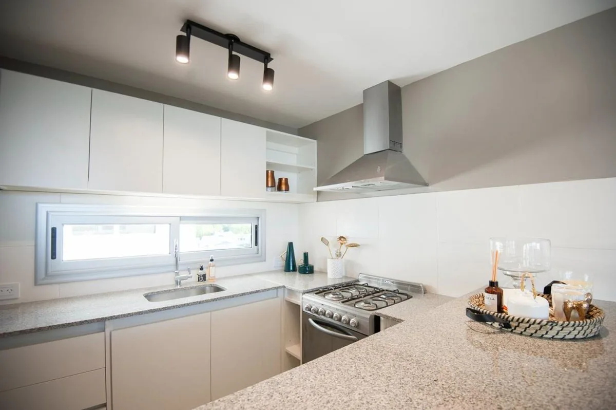 DEPARTAMENTO MONOAMBIENTE EN VENTA LA PLATA A POZO foto 5