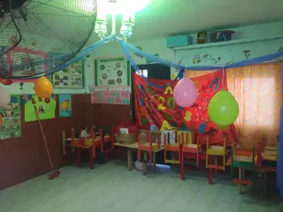 PROPIEDAD COMERCIAL CON VIVIENDA, GARAGE Y AMPLIO TERRENO foto 5