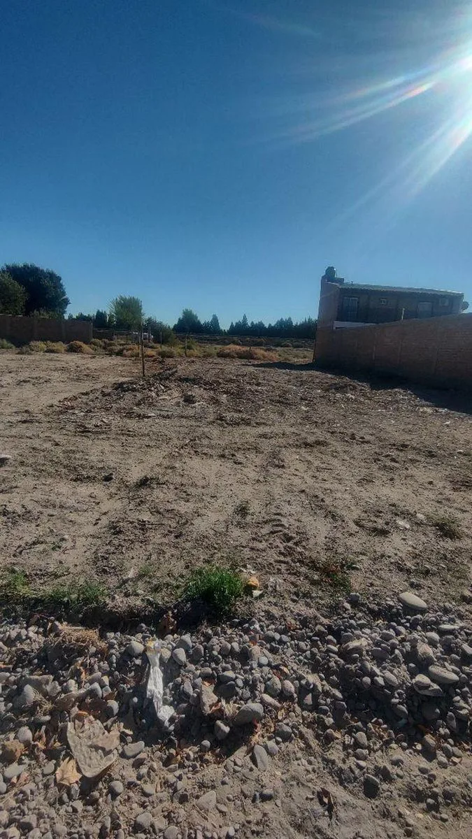VENTA TERRENO BARRIO ENTREAGUAS 1 GENERAL ROCA foto 2