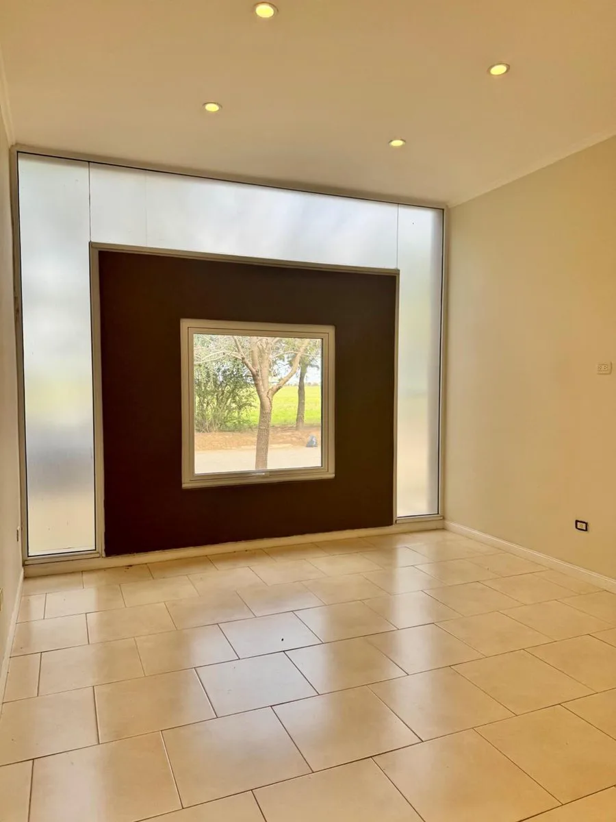 SE VENDE CASA 2 DORMITOR B LAS ROSAS VILLA NUEVA foto 3