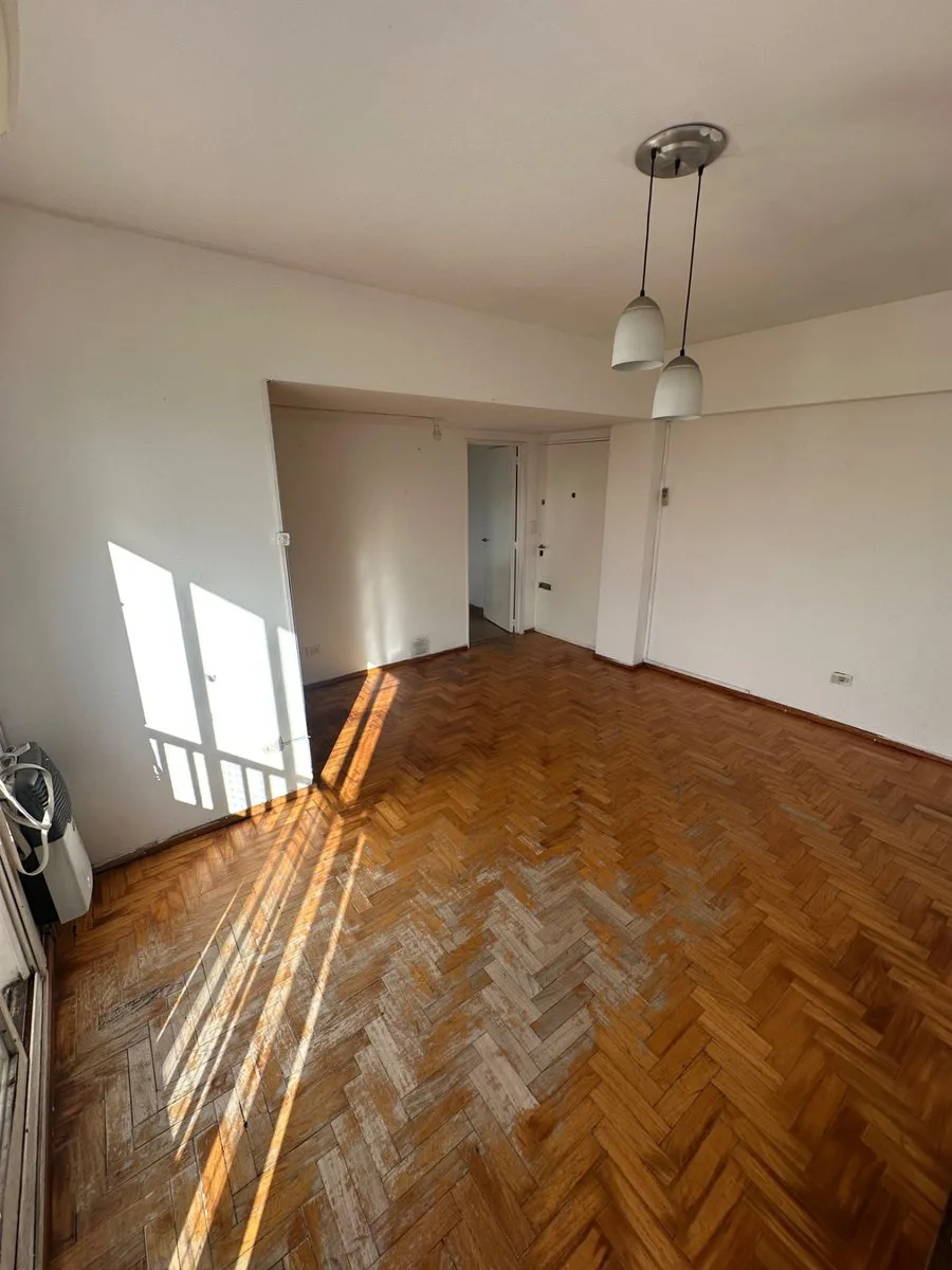 VENTA DEPARTAMENTO 3 AMBIENTES BOEDO CABA FINANCIA foto 2