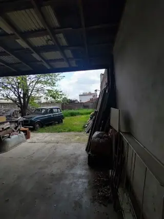 EDIFICIO DE DOS PISOS EN BLOQUE foto 3