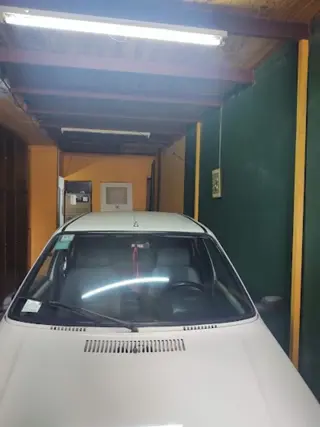 EDIFICIO DE DOS PISOS EN BLOQUE foto 5