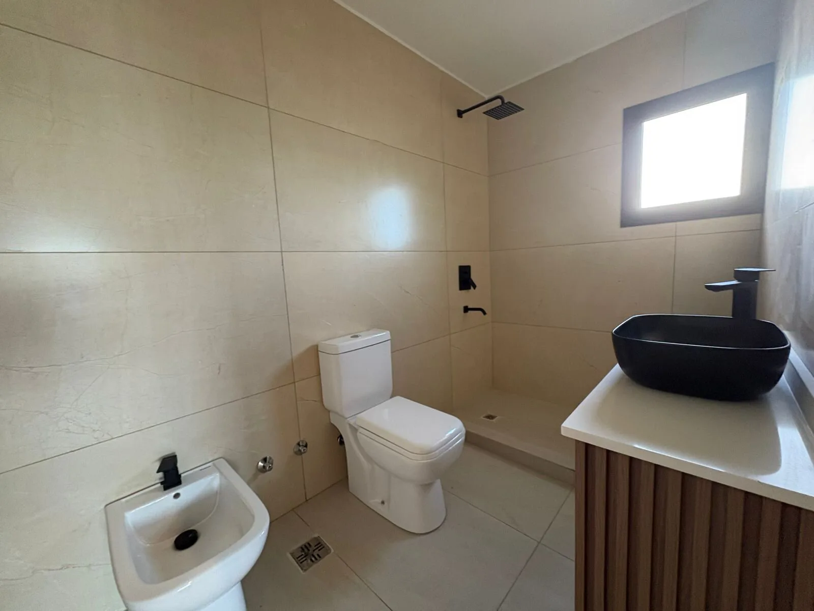VENTA CASA 6AMB Bº SAN PABLO PILAR DEL ESTE foto 5