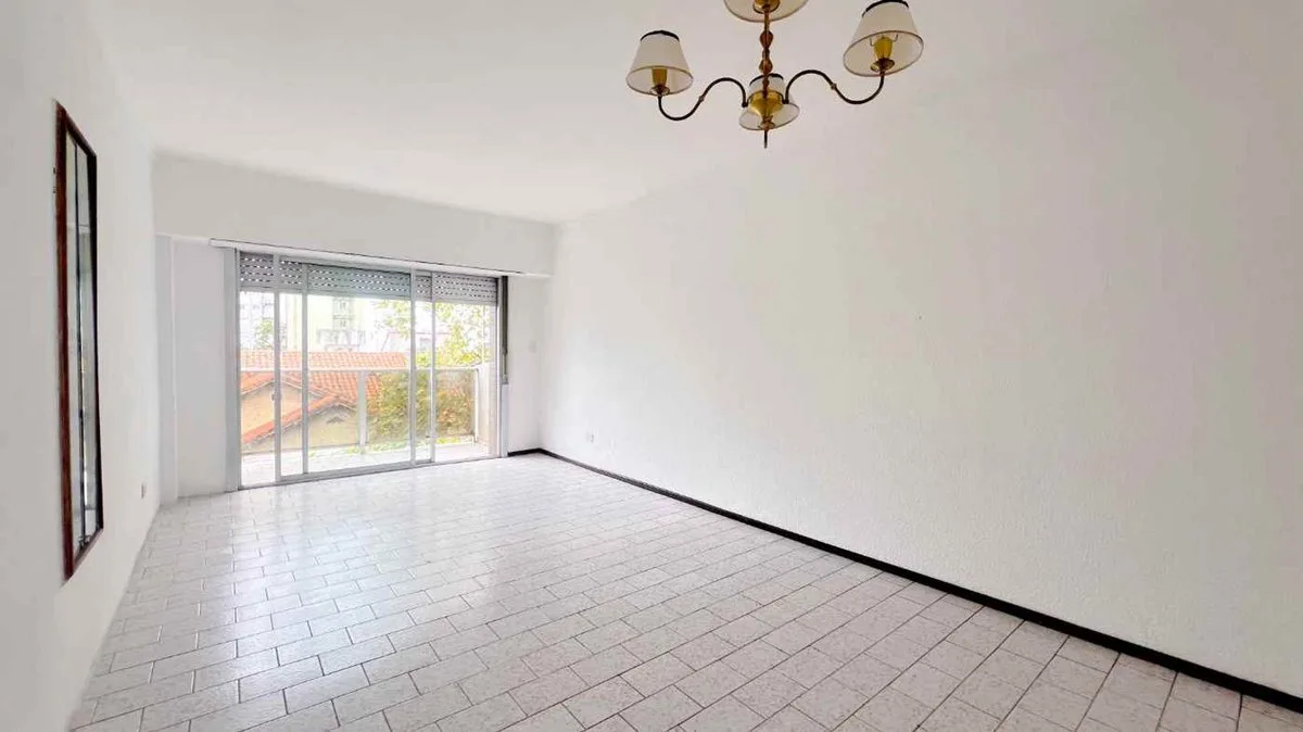 VENTA DEPARTAMENTO 2 AMBIENTES AL FRENTE foto 2