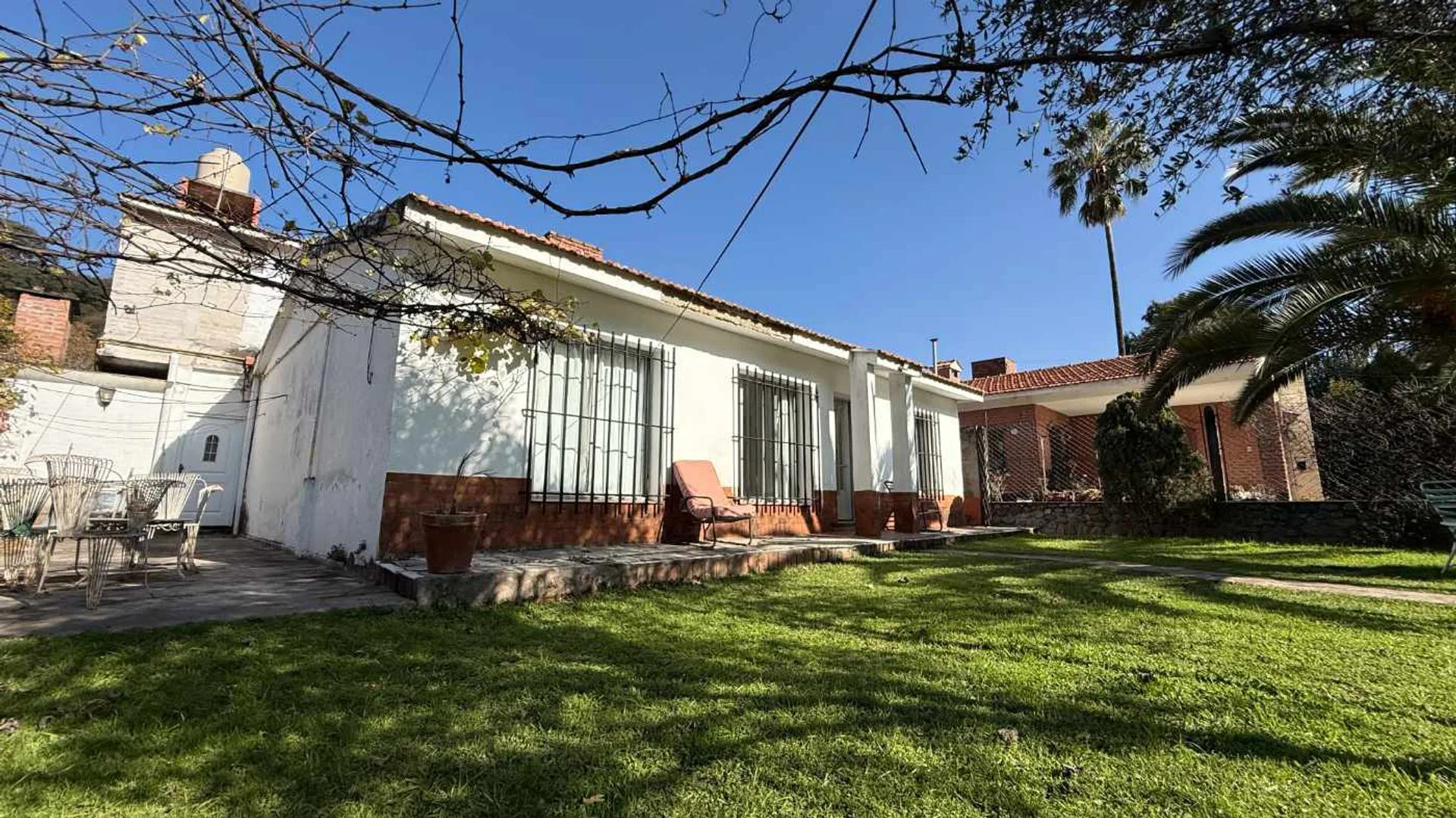 VENTA CASA + DTO + DEPOSITO B° VILLA JARDIN REYES foto 2