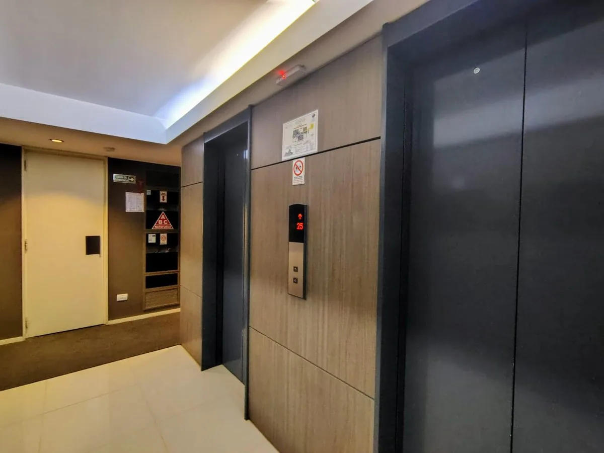 VENTA 2 AMB QUARTIER SAN TELMO A/CREDITO COCHERA!! foto 4