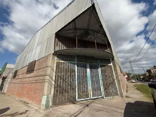 VENTA - Galpón 600 M2 - San Gerónimo Al 1000 - Villa Bosch foto 1
