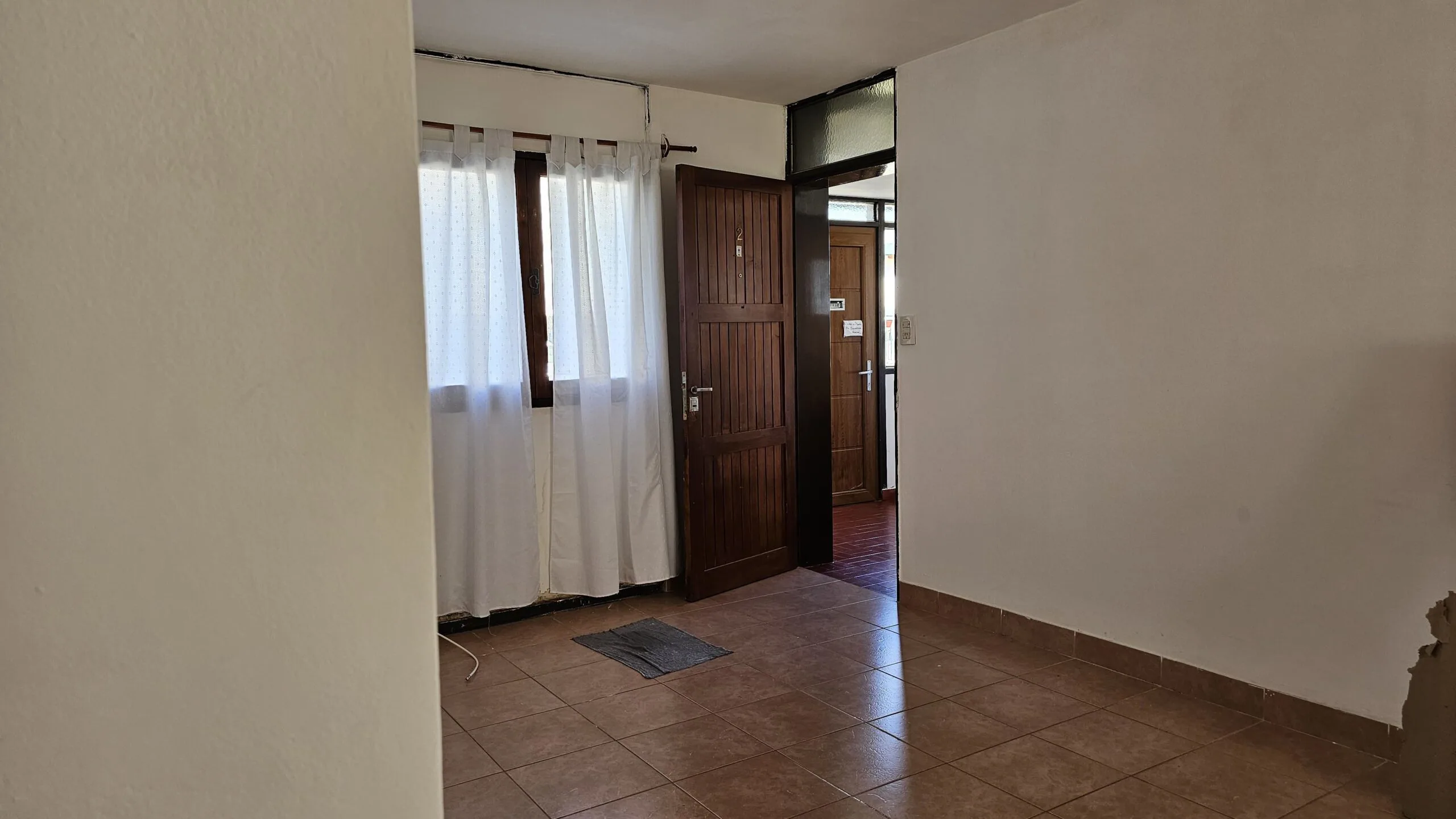 ALQUILER – DEPARTAMENTO- BARRIO AEROPUERTO foto 2