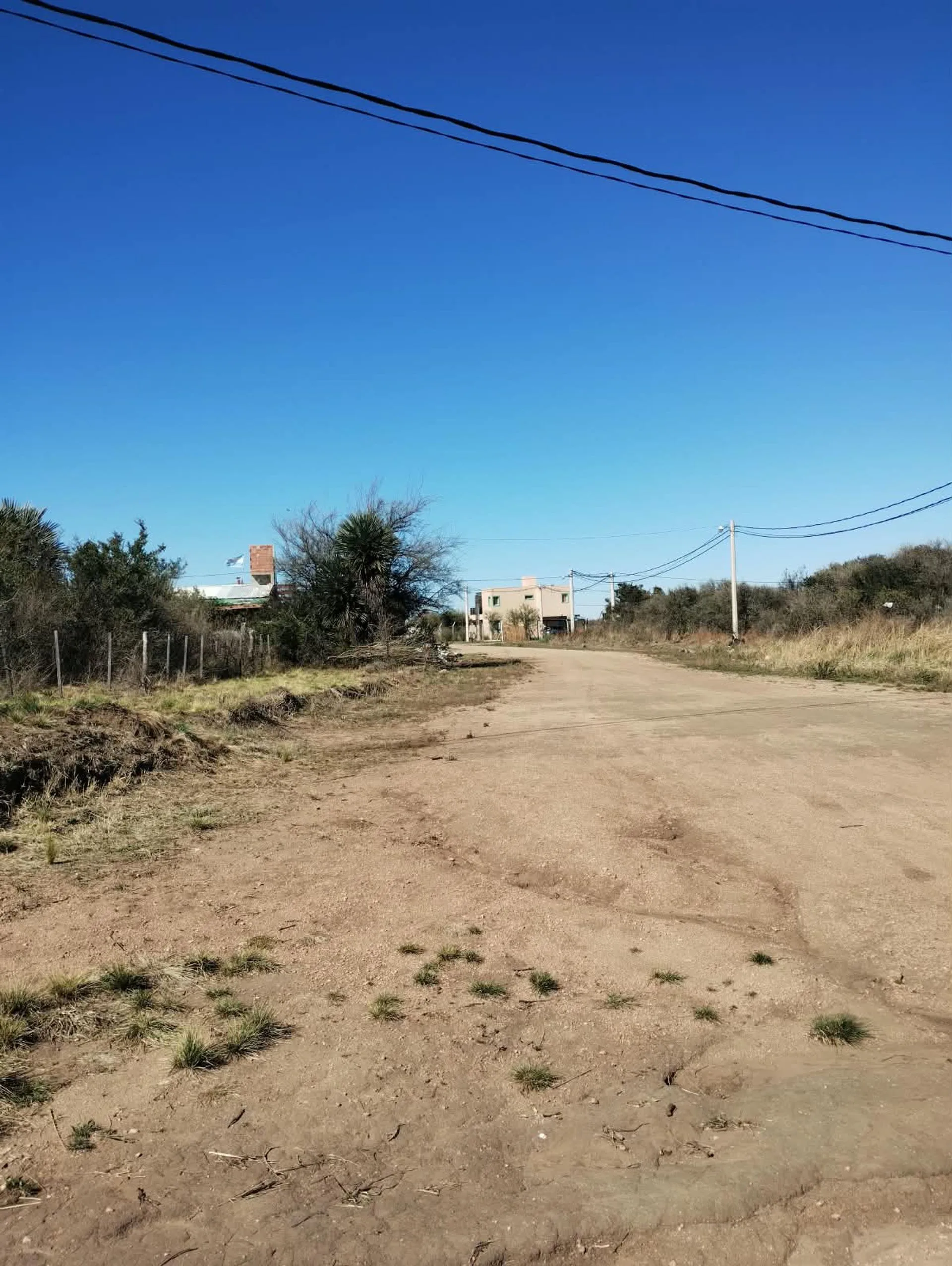 EXCELENTE LOTE EN ¨PUEBLO MIO¨ V. LARCA foto 3