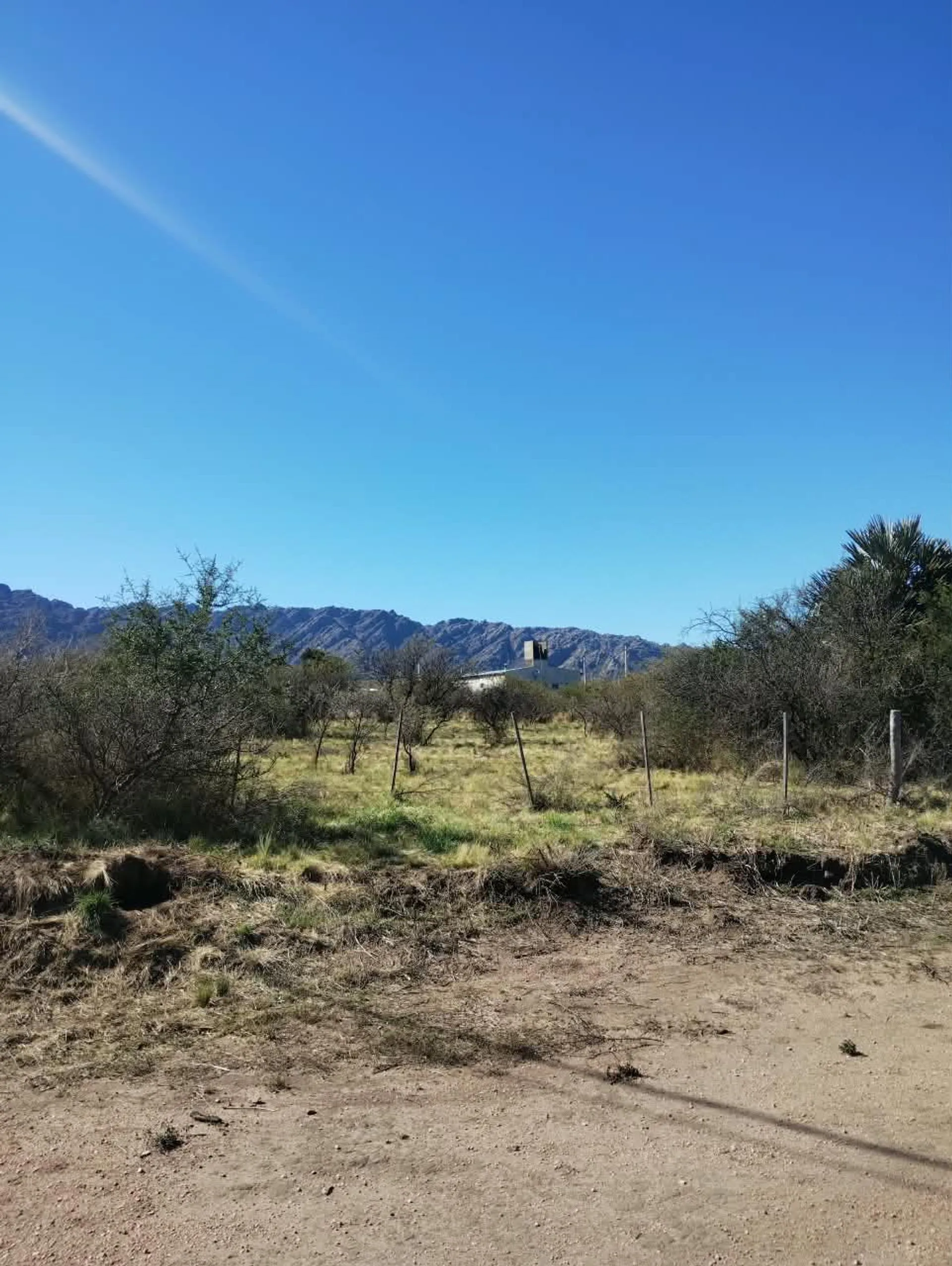 EXCELENTE LOTE EN ¨PUEBLO MIO¨ V. LARCA foto 4