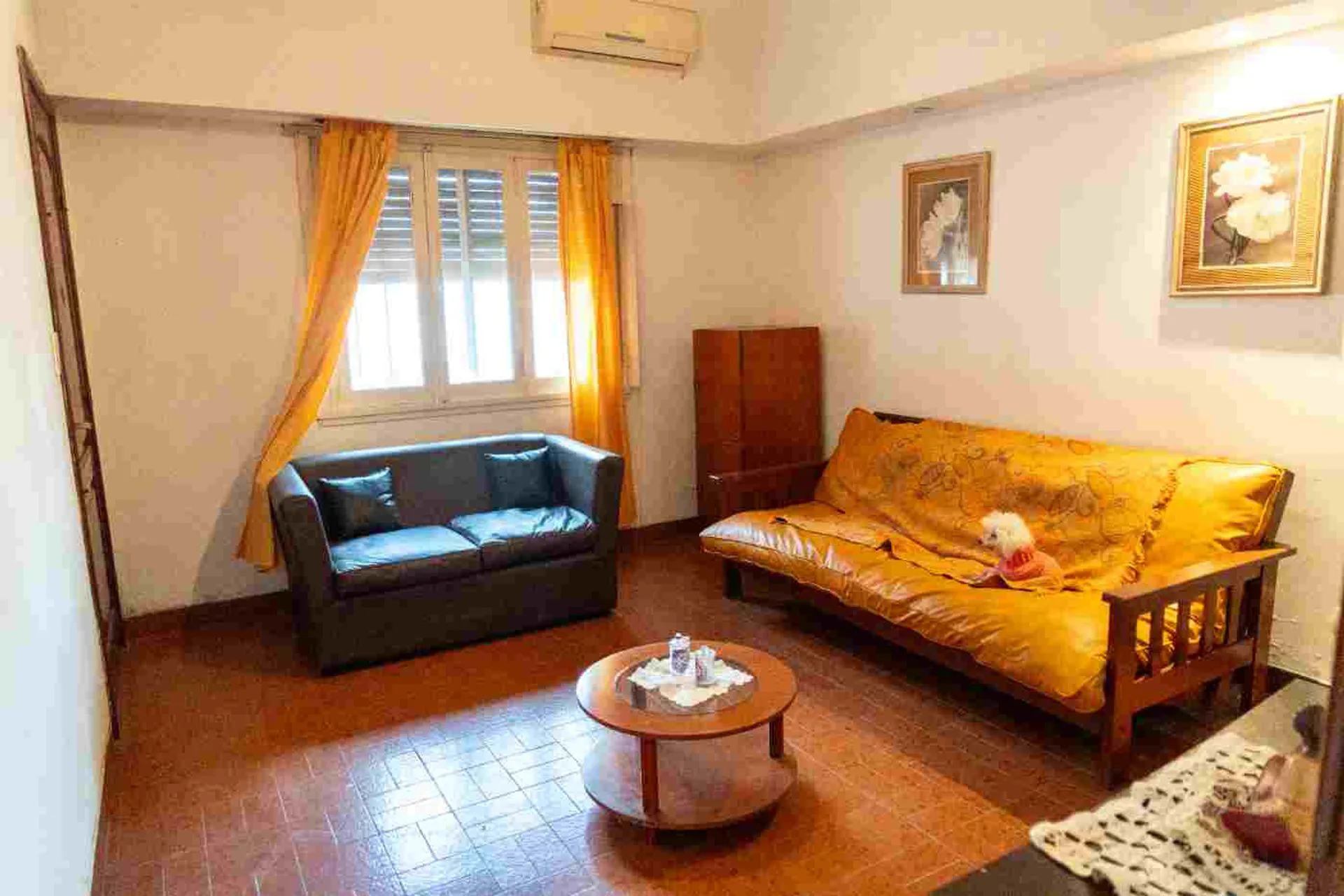 CASA 2 DORMITORIOS - PLENO CENTRO foto 4