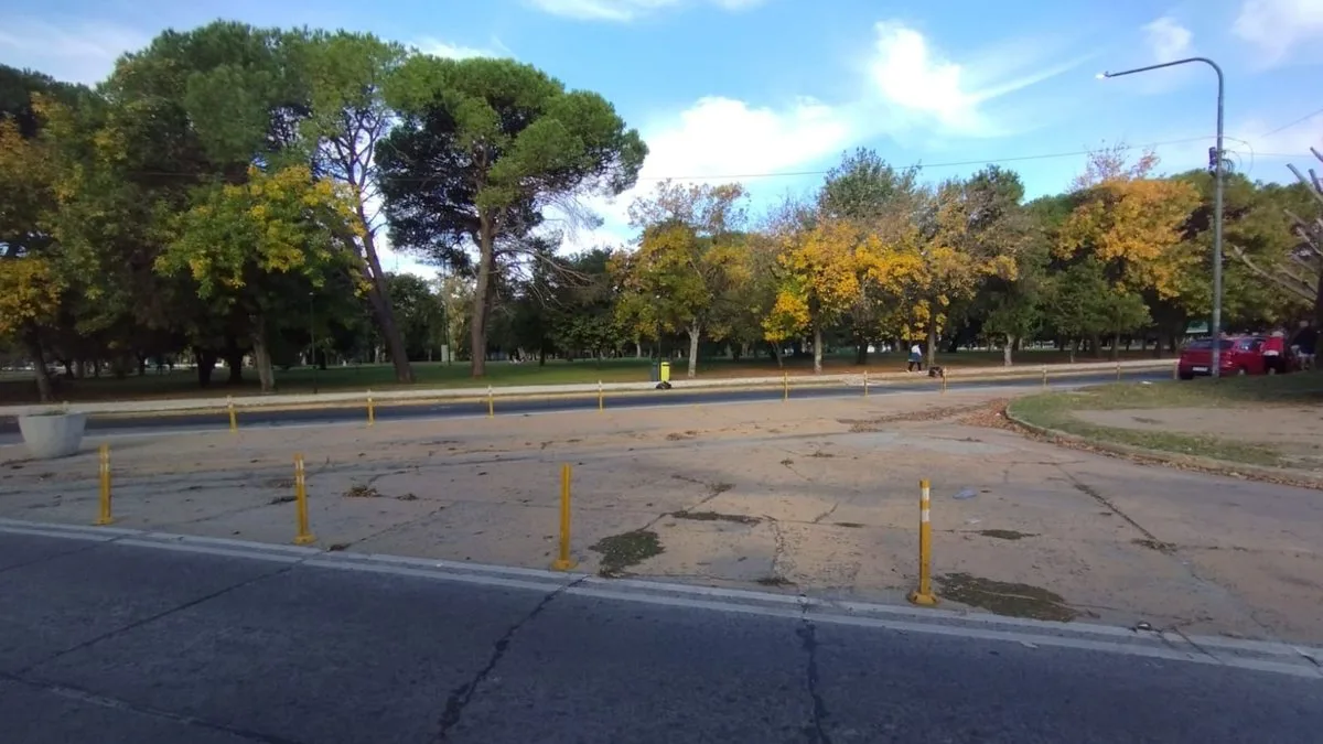 LOTE EN VENTA IDEAL CONSTRUCTOR LA PLATA foto 2