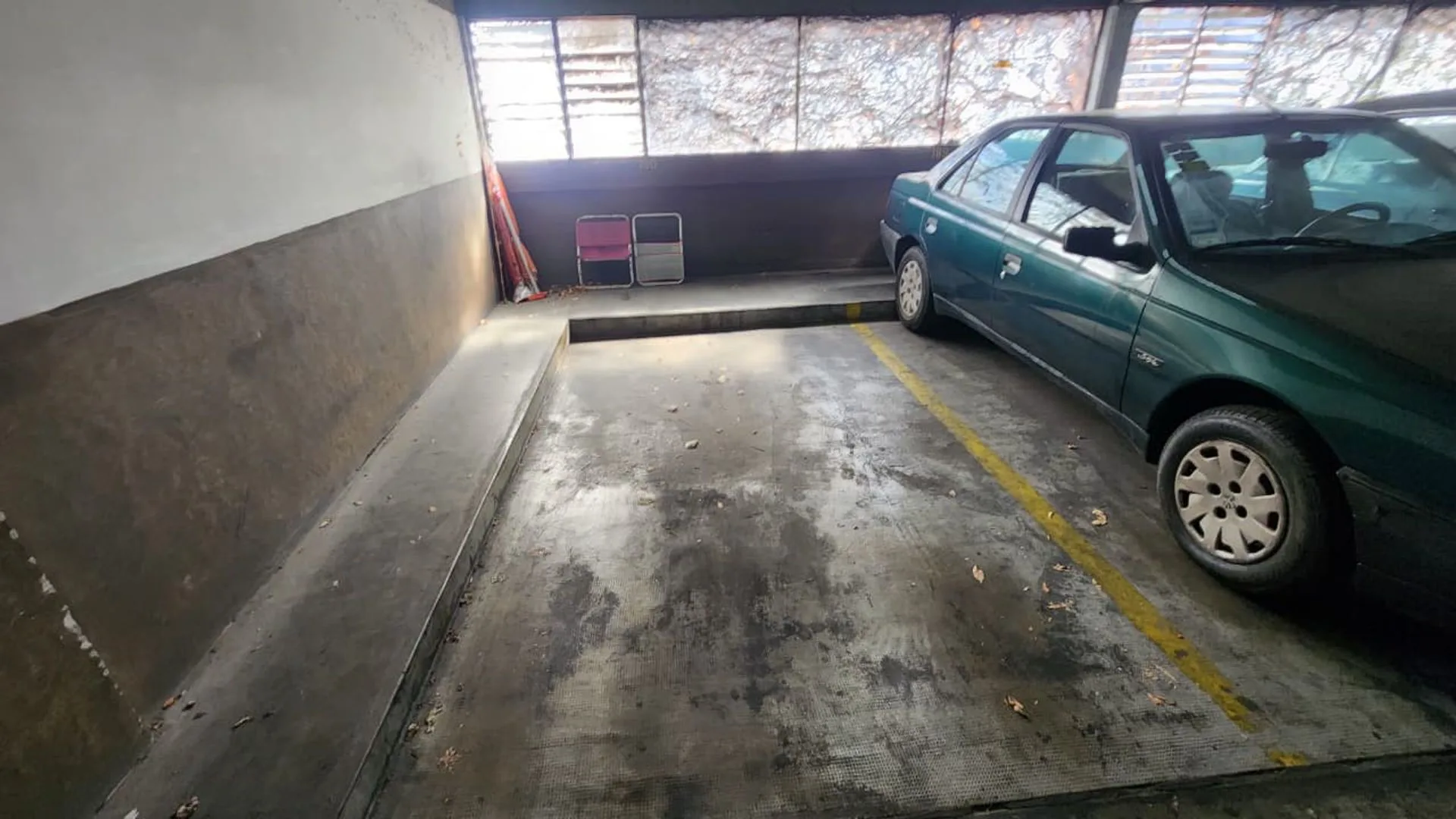 Venta cochera fija  y cubierta en Belgrano foto 3