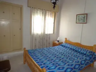 OPORTUNIDAD! DOS HERMOSAS  CASAS EN CALLE INTENDENTE GARCIA!
LOTE 900MTS foto 3