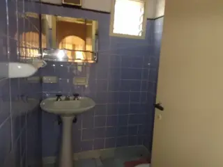 OPORTUNIDAD! DOS HERMOSAS  CASAS EN CALLE INTENDENTE GARCIA!
LOTE 900MTS foto 4
