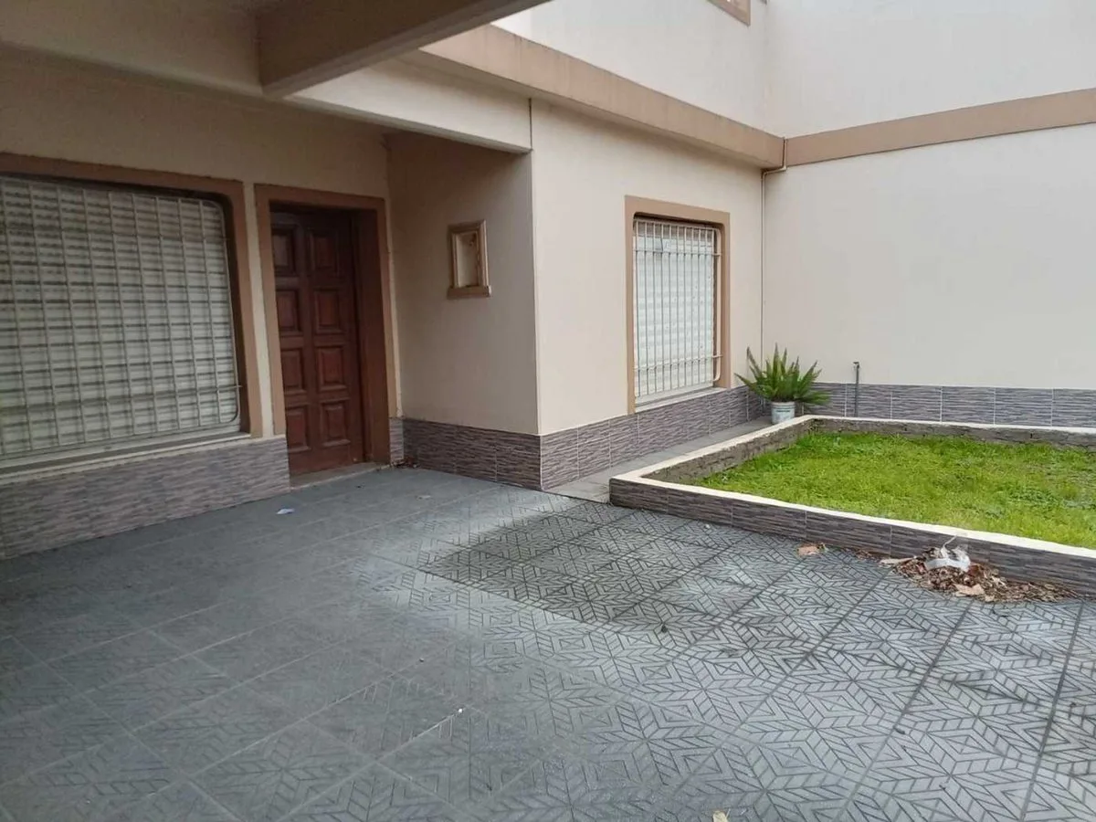 VENTA CASA 3 AMBIENTES A ESTRENAR SAN MARTIN foto 2